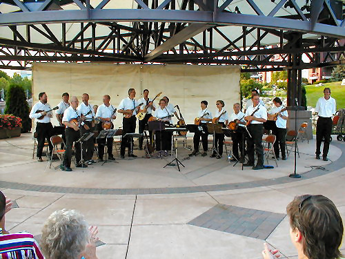 Edina 2004